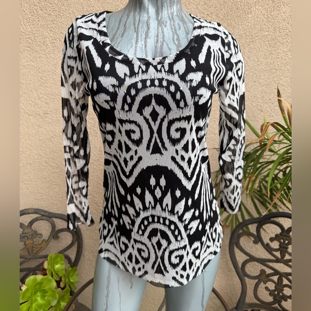 3/$48 INC International Concepts Black and White 3/4 Length Sleeve Ladies Blouse